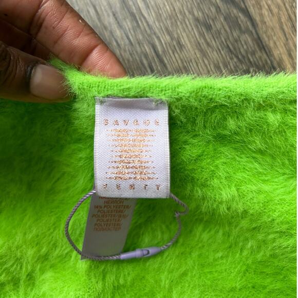 Savage X Fenty Fuzzy Fluff It Cropped Sweater Size Medium - Picture 7 of 8